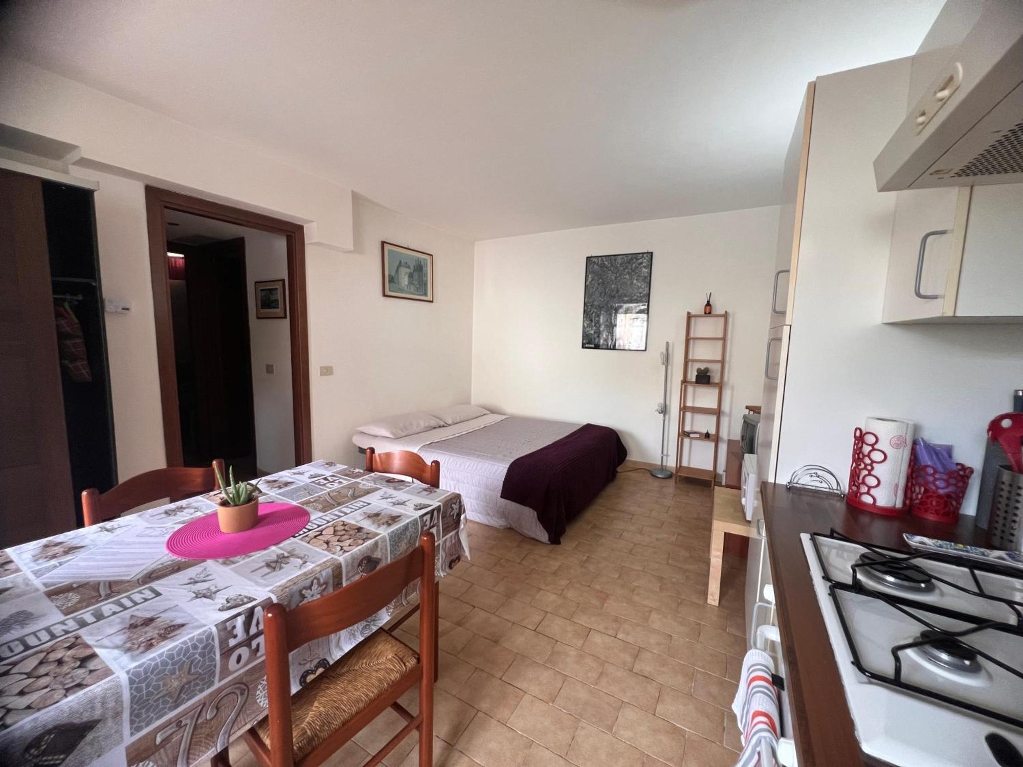 Apartment Studioflat Battistini Rom